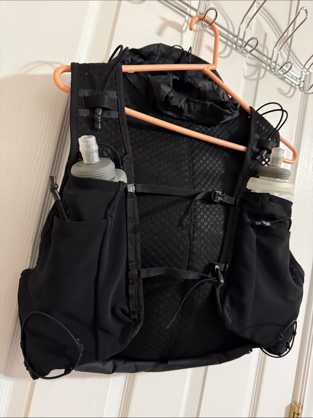 Patagonia Slope Runner Exploration Pack 18L  style 49495, Black
Size S - Picture 5 of 5